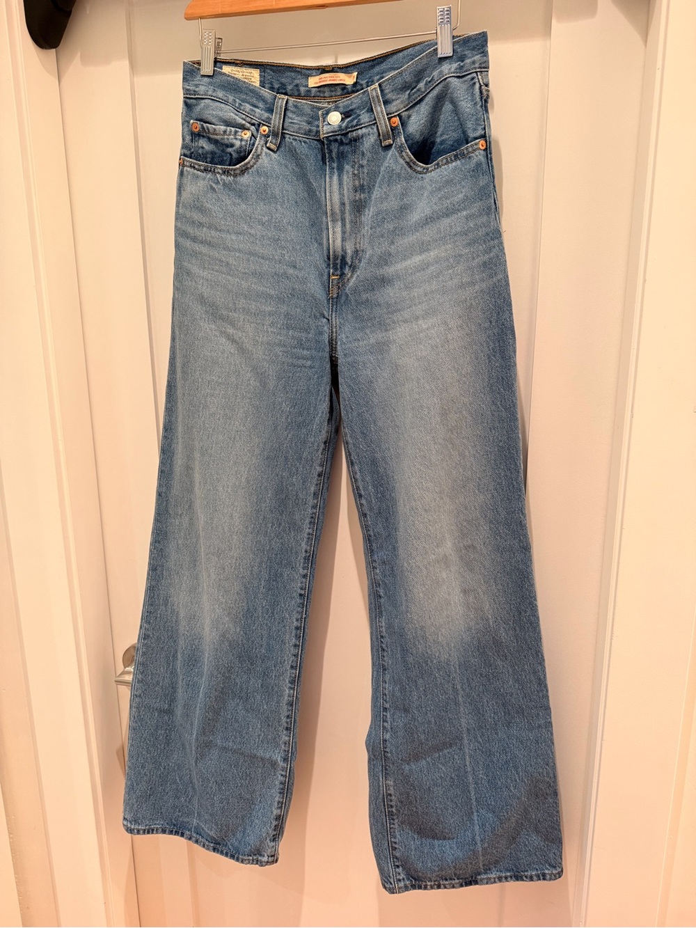 Levi's Ribcage Wide-Leg Jeans
